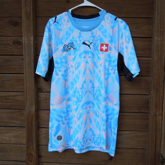 Switzerland National Team soccer jersey, away edition, large, Puma, 25/26 - Picture 5 of 7